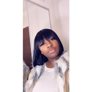 Meet your Posher, Arnelle